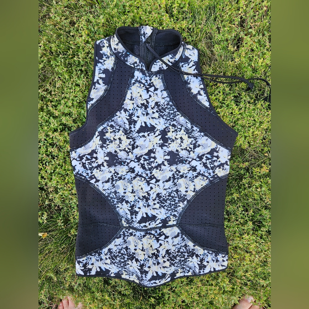 Lululemon surf swim top